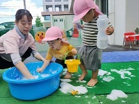 色水・泡遊び3